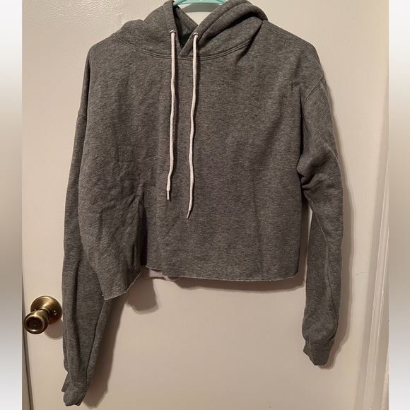 wild fable Tops - Grey cropped hoodie